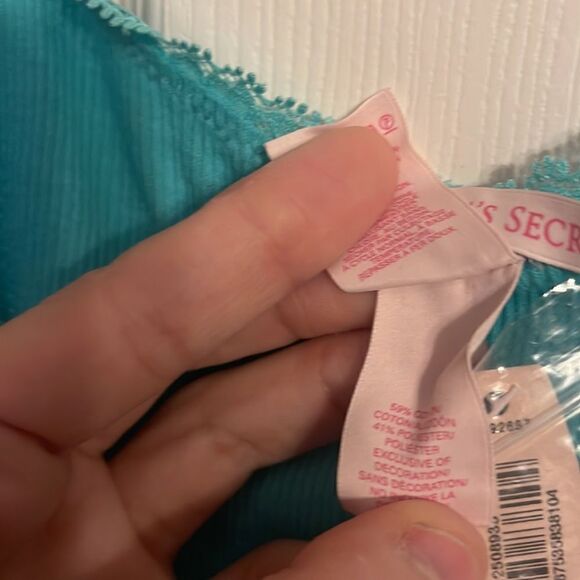 Victoria’s Secret Ribbed Tank Top Aqua Size XSmall NWT - Picture 5 of 7